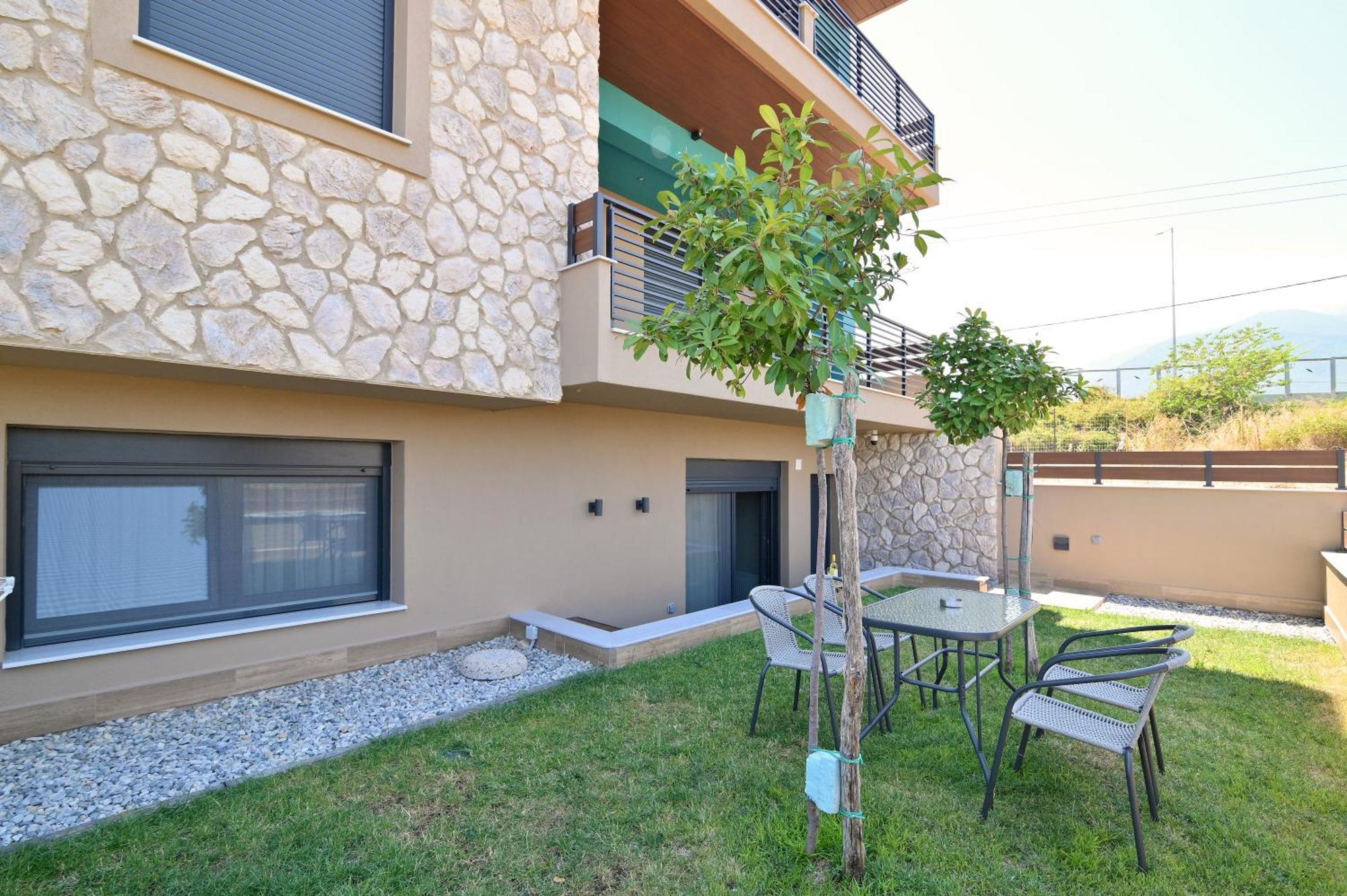 Niel Holiday Apartments, Panel Hospitality Homes & Villas Leptokaryá Exterior foto