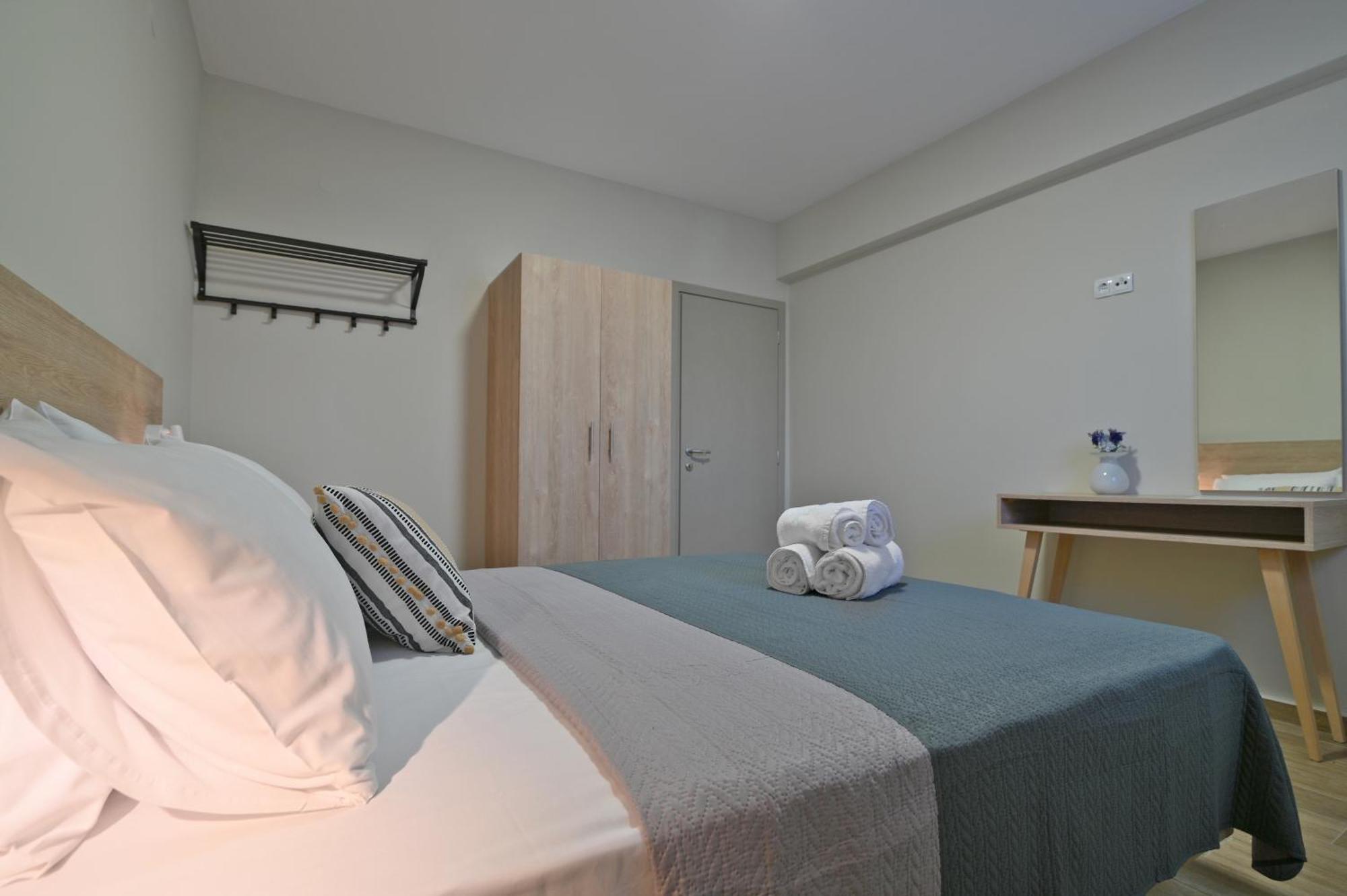 Niel Holiday Apartments, Panel Hospitality Homes & Villas Leptokaryá Exterior foto